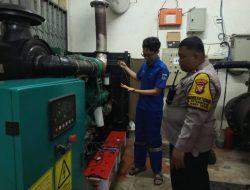 Bhabinkamtibmas Petamburan Cek Rumah Pompa Jati Pinggir, Cek Kesiapsiagaan Petugas dan Alat