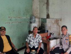 Dekatkan Diri dengan Warga, Polisi Sambangi Warga RW 12 Kebon Melati Agar Tingkatkan Siskamling