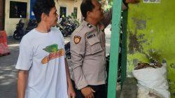 1052 Unit Samapta Lakukan Patroli Sahabat Polisi dan Sosialisasi Sistem Pelaporan Berbasis Barcode di Kelurahan Karet Tengsin